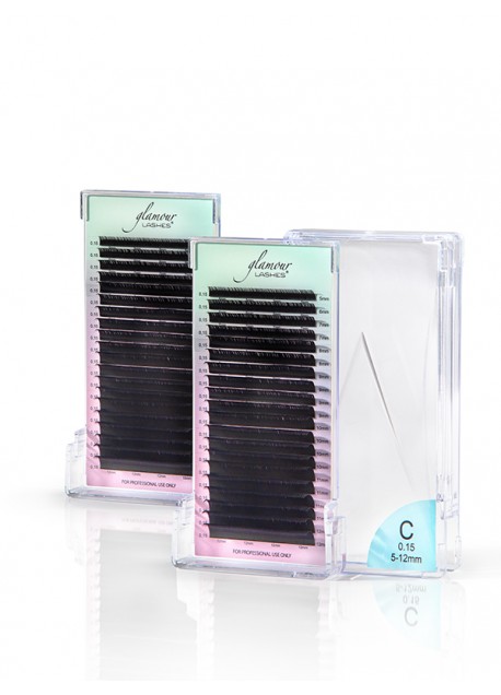 Black lashes NEW LOOK